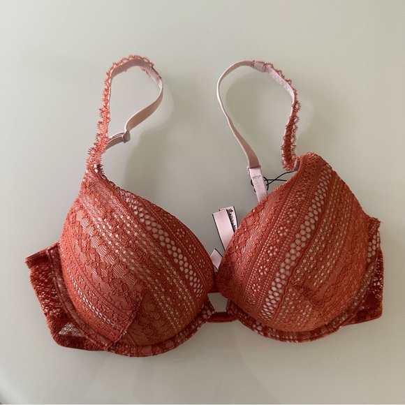 NWT Victorias Secret 32 D Push Up Lace Boho Bra - Picture 1 of 4